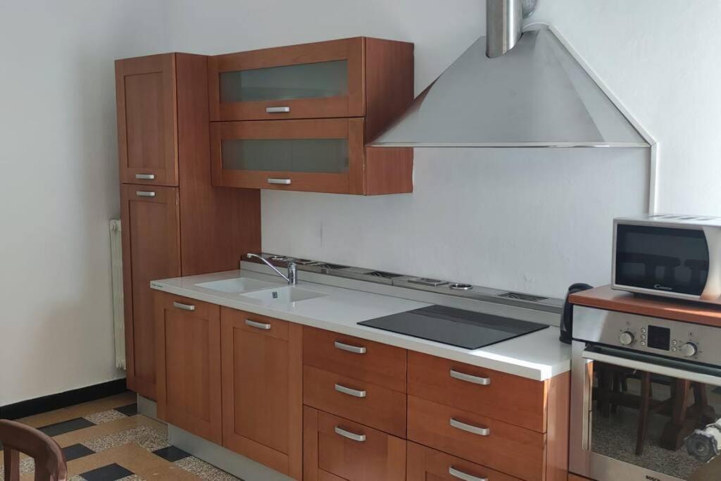 Appartement A 100 Passi Da Piazza Bra à Vérone Extérieur photo